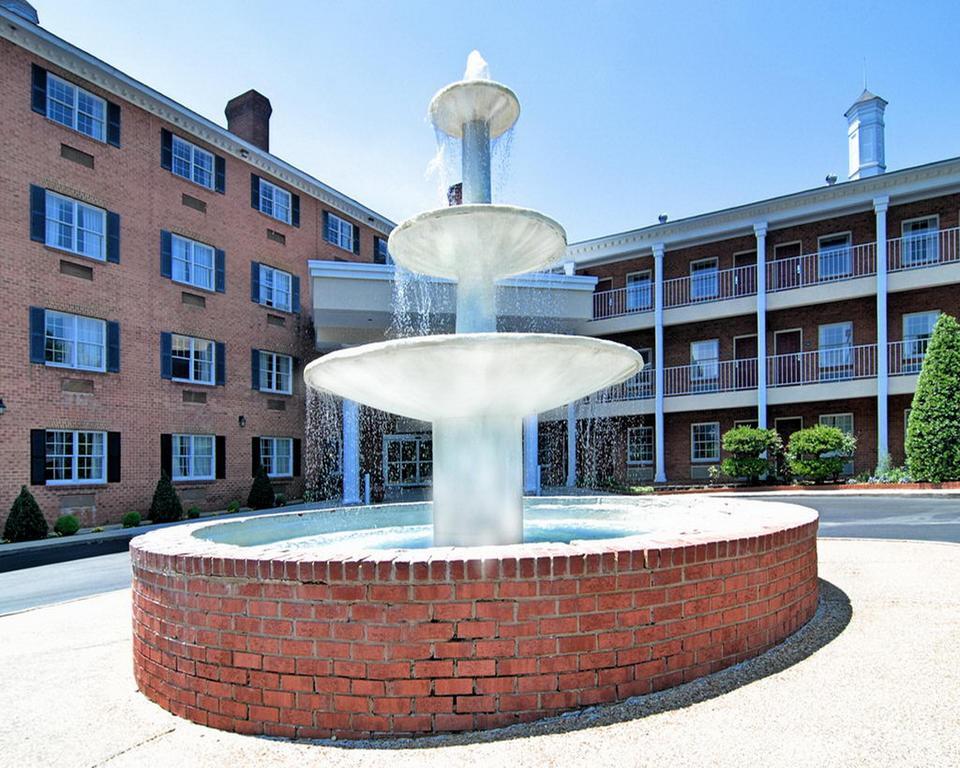 Days Inn By Wyndham Williamsburg Historic Area Εξωτερικό φωτογραφία