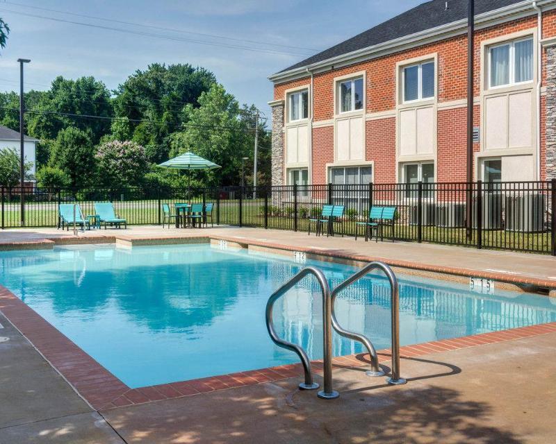 Days Inn By Wyndham Williamsburg Historic Area Εξωτερικό φωτογραφία